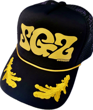 Load image into Gallery viewer, SGZ Captain's Trucker hat in black
