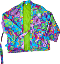 Load image into Gallery viewer, The Sungodz Kimono Smokin' Jacket - in the Mar'Meadow Green Colorway.
